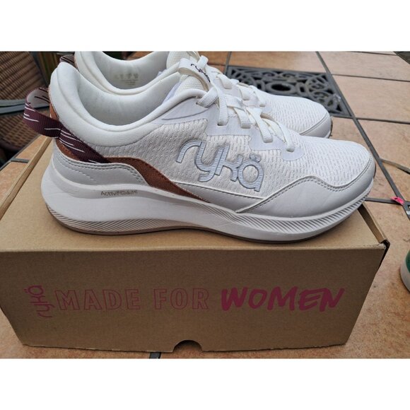 Ryka Glide Sneakers Women's 7.5 Tan Max Cushion Wore Once - Picture 1 of 5